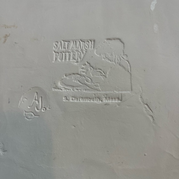 Salt Marsh Pottery 'Welcome Iris Buttercup' Plaque - Picture 5 of 6